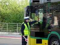 Policjanci sprawdzili trzeźwość 267 kierujących autobusami